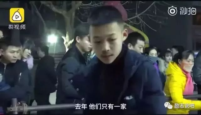 副业想赚钱的小伙伴_挣钱的小副业_小伙做副业赚钱方法有哪些